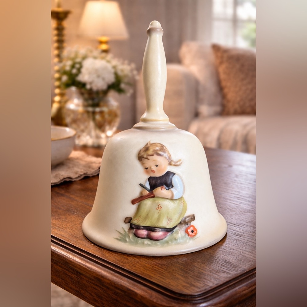 Vintage 1988 Goebel Hummel Annual Bell – 11th Edition “Busy Student” | Hum 710